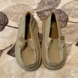 Sanuk boys shoes worn once like new size 10